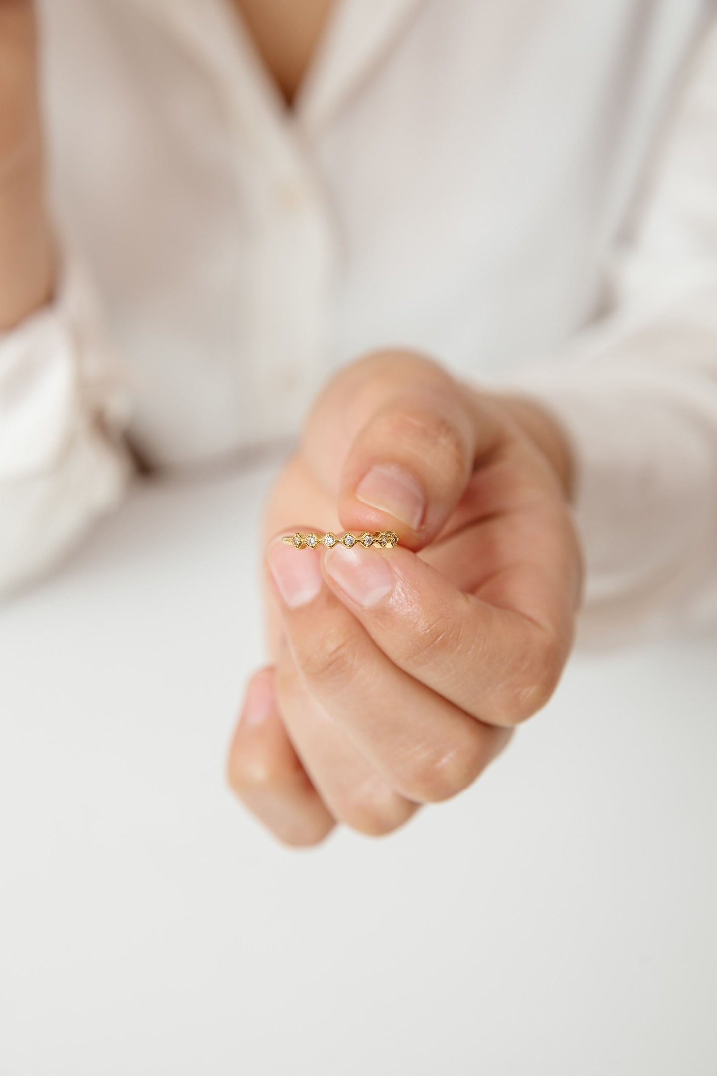 Anillo Alicia baño de oro y circones