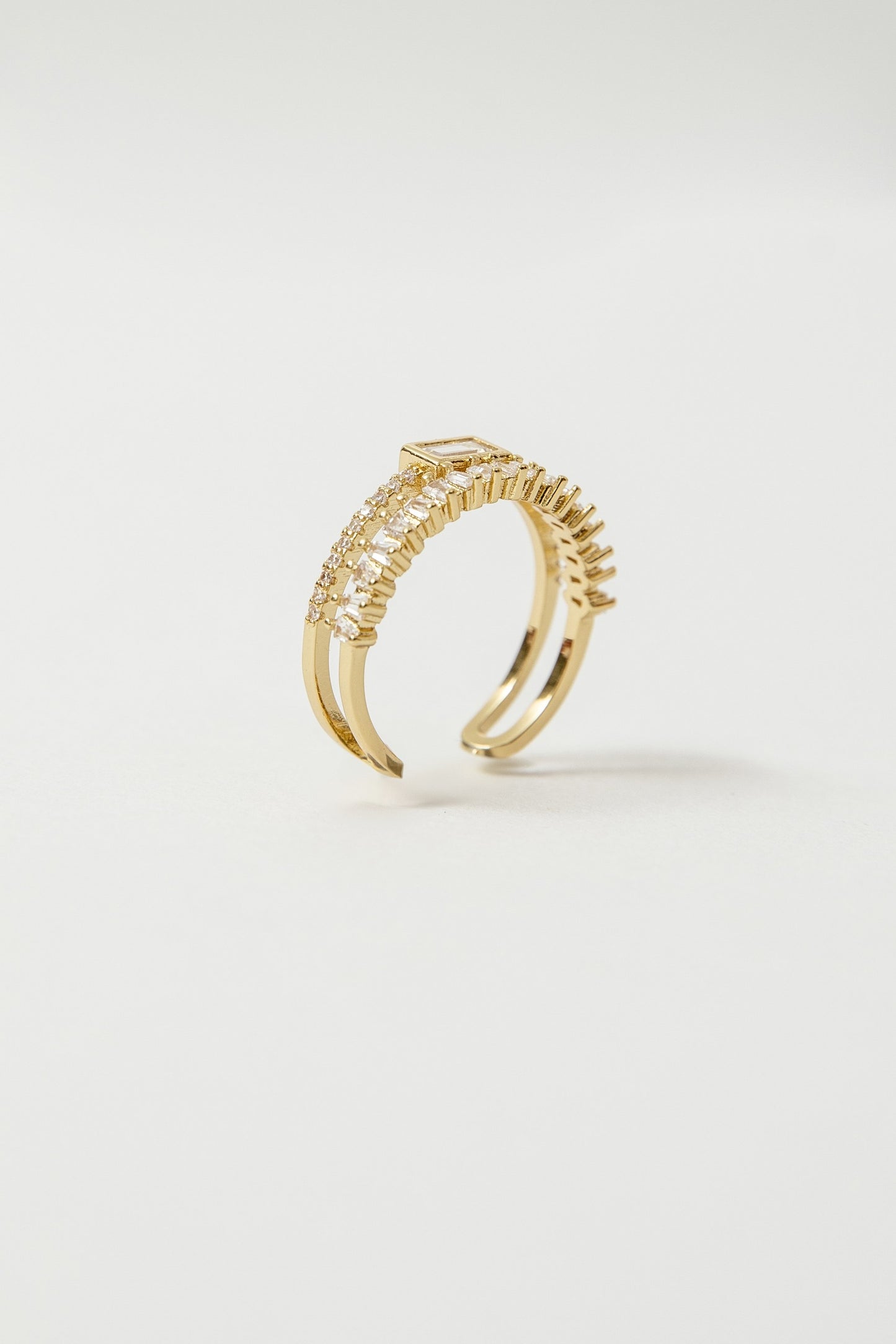 Anillo doble baño de oro y circones