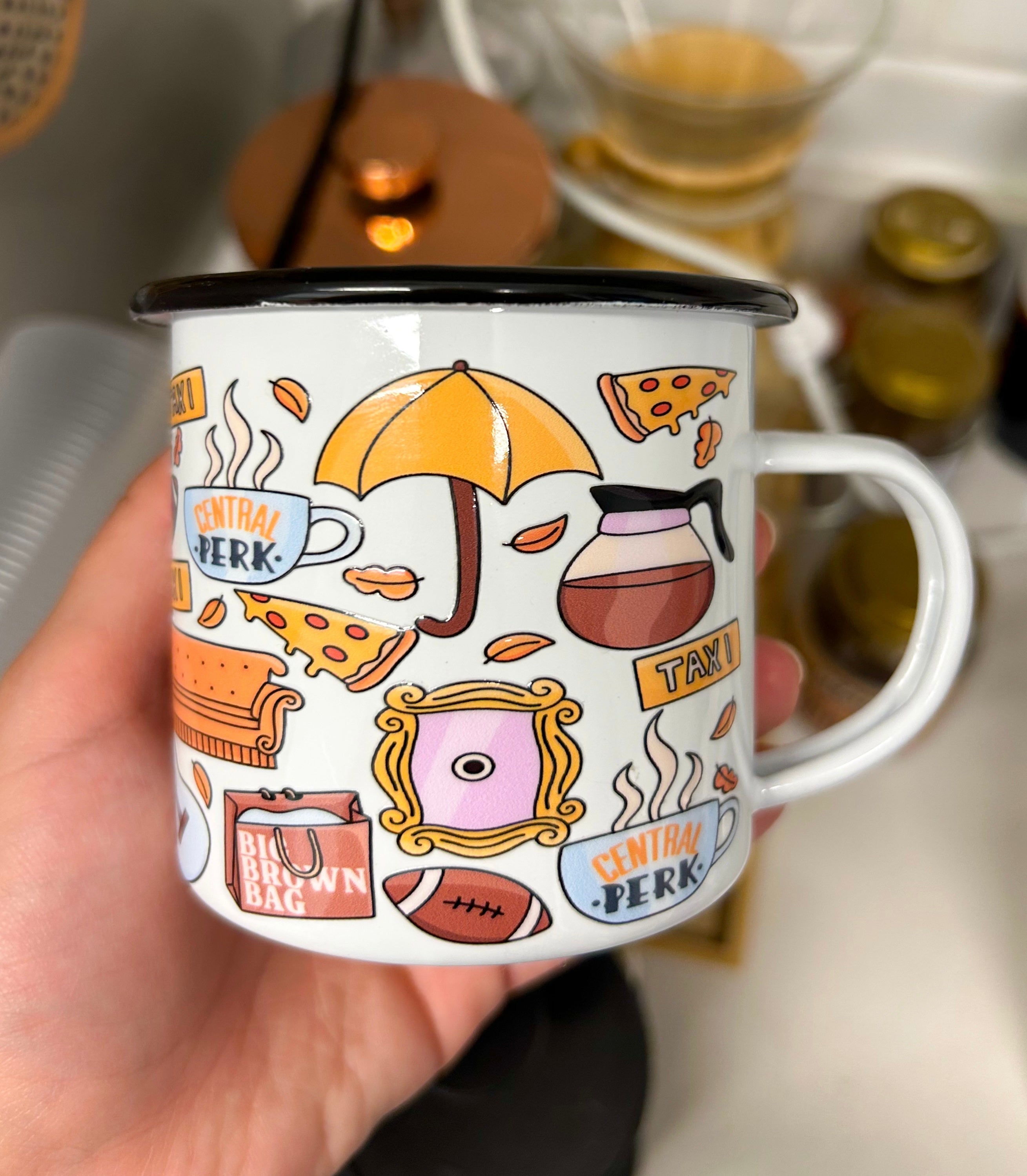 Taza FRIENDS enlozada 350 ml