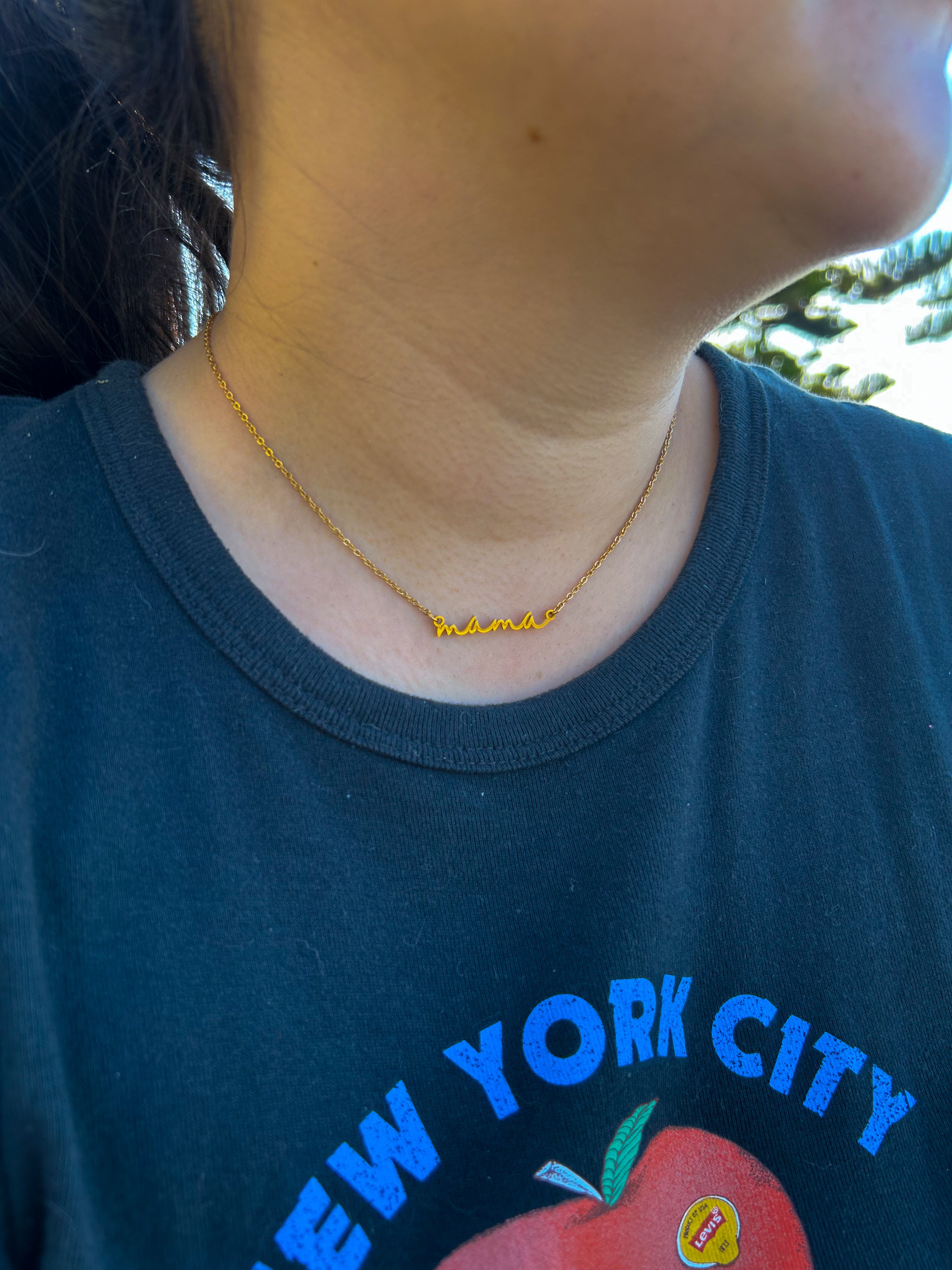 Collar mamá dorado