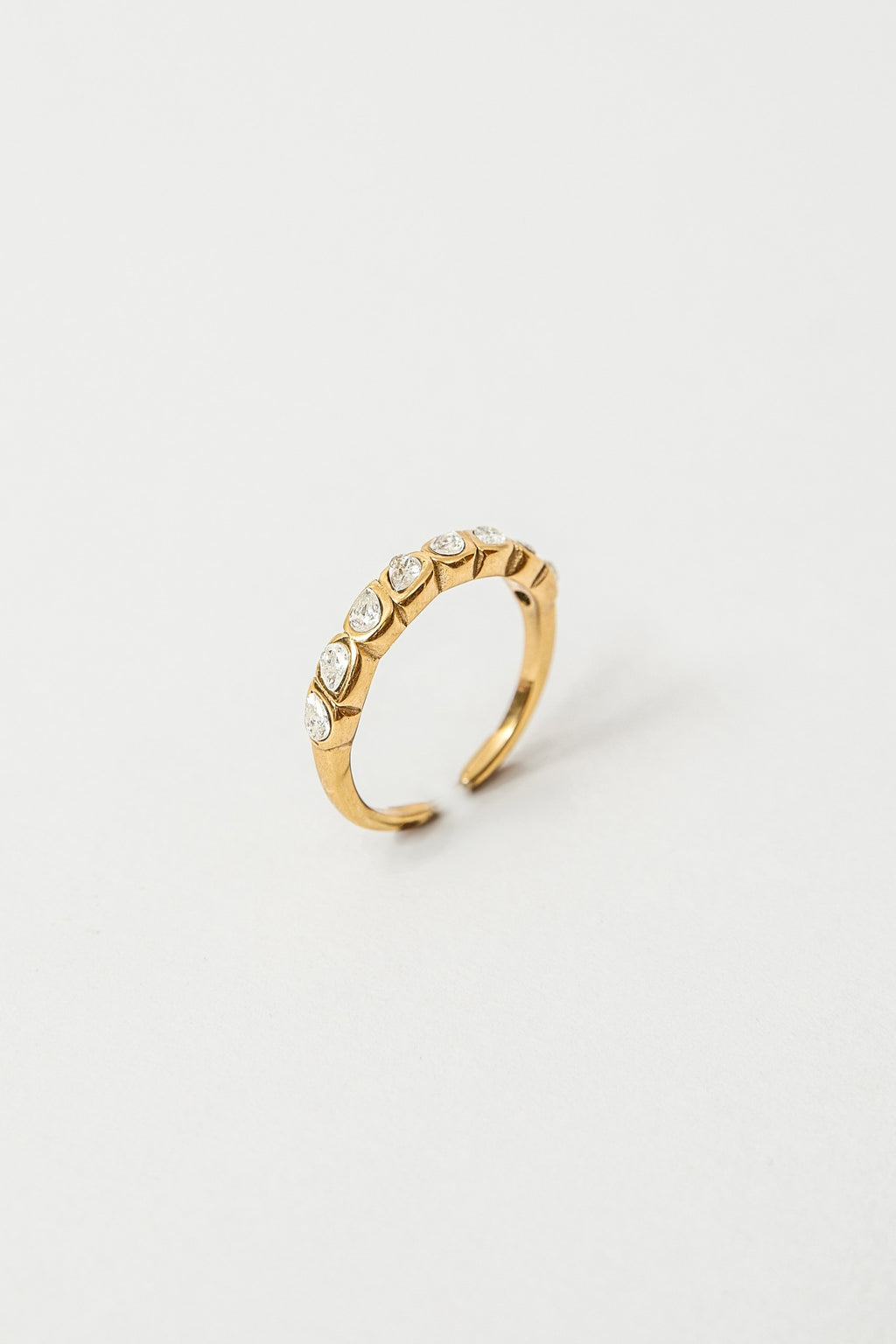 Anillo Ale baño de oro y circones