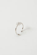 Anillo Flor plata 925 y circones