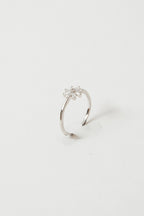 Anillo Flor plata 925 y circones