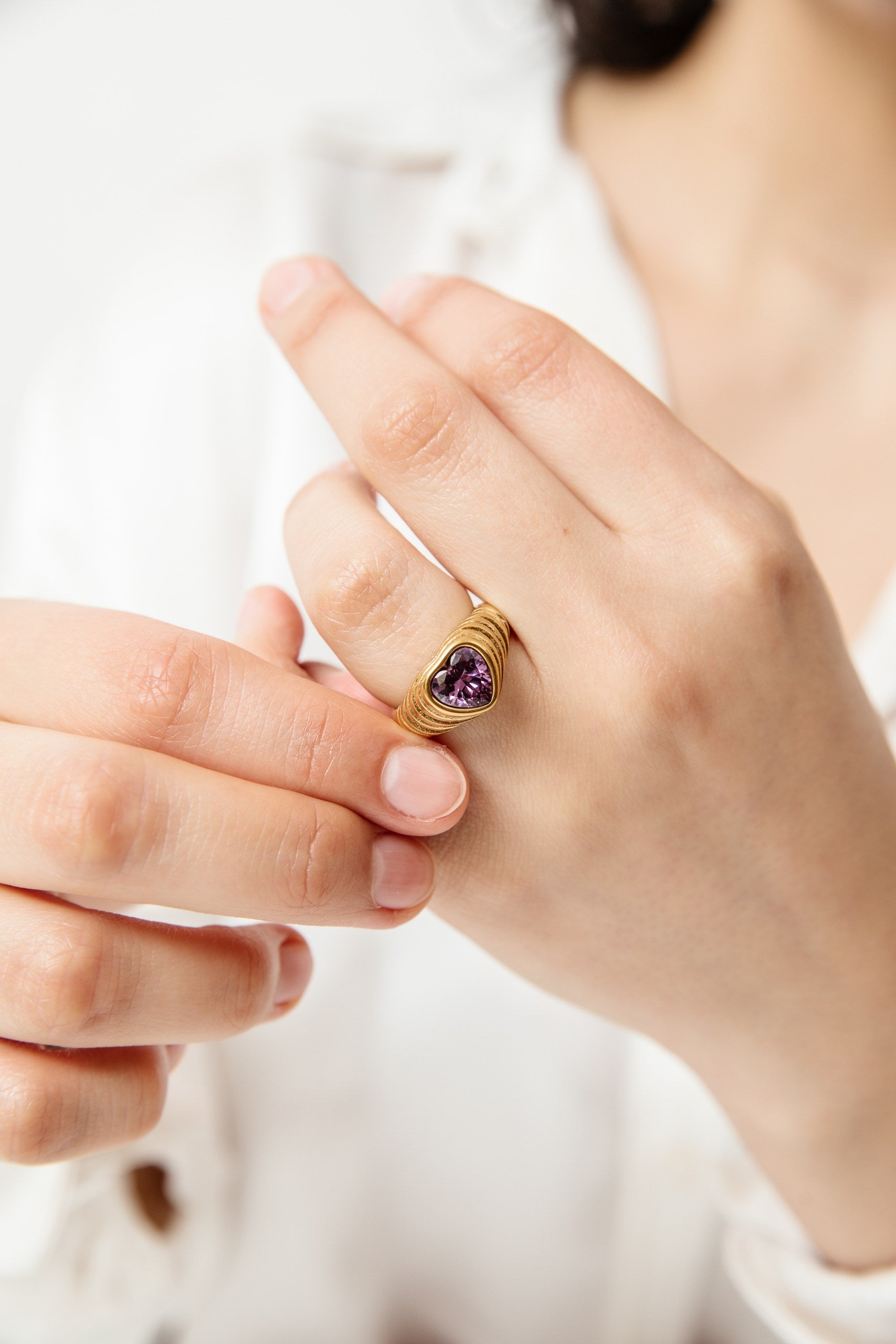 Anillo Gia baño de oro y circón Xl